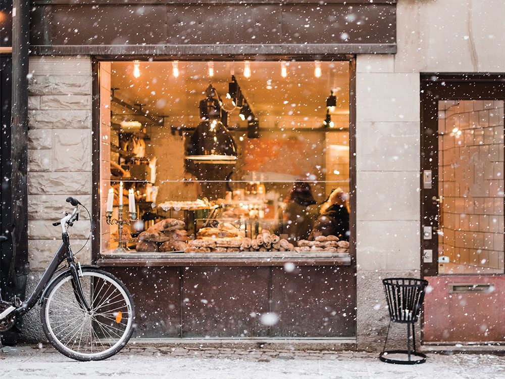 12 Things to Do in Your Neighborbood: Staycation Ideas